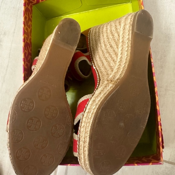 Tory Burch wedge sandals - Picture 5 of 5